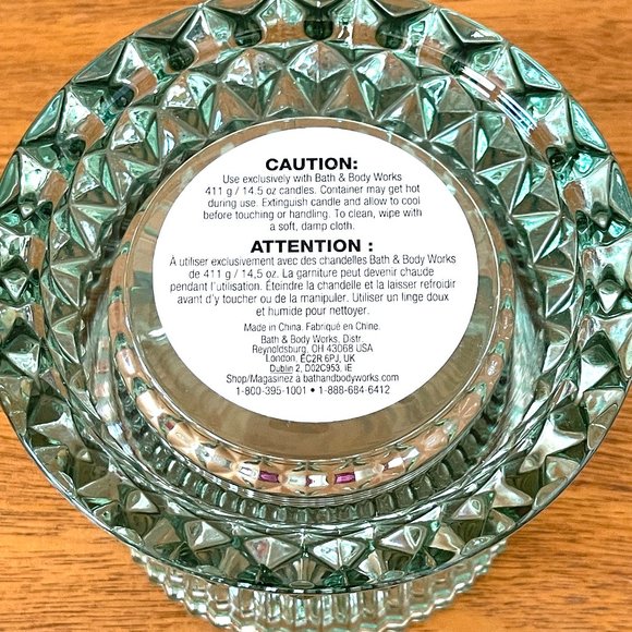 New Bath & Body Works Faceted Glass Pedestal Candle Holder Green for 3 Wick NWT - Picture 3 of 6
